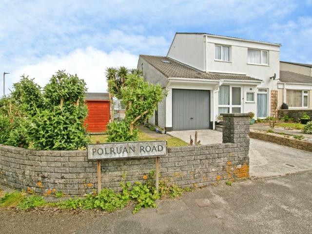 House for sale in Mount Ambrose, Cornwall