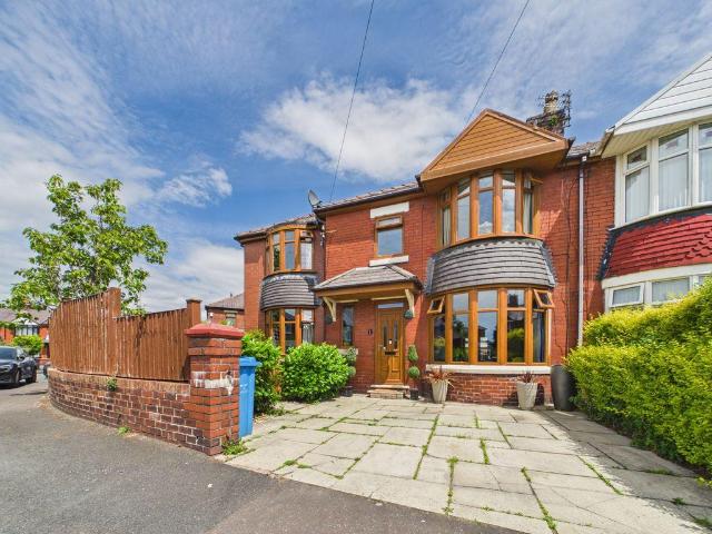 House for sale in Georgia, Greater Manchester