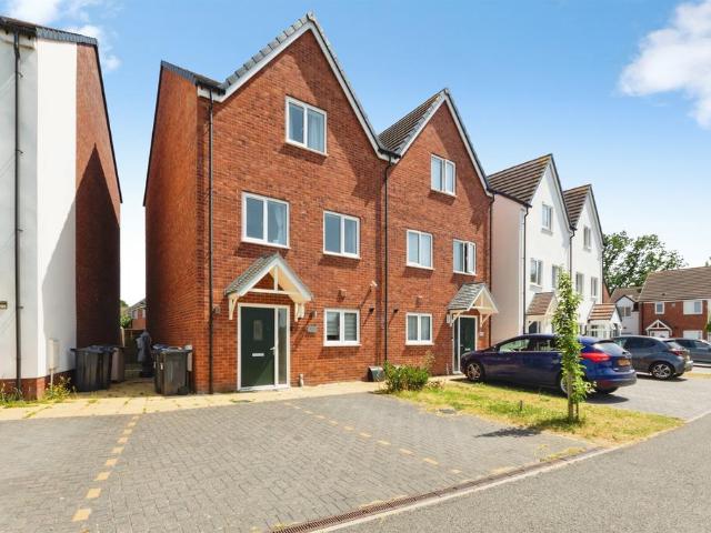 House for sale in Fox Hollies, West Midlands