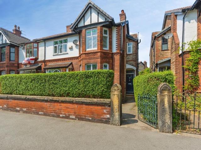 House for sale in Old Trafford, Trafford Park