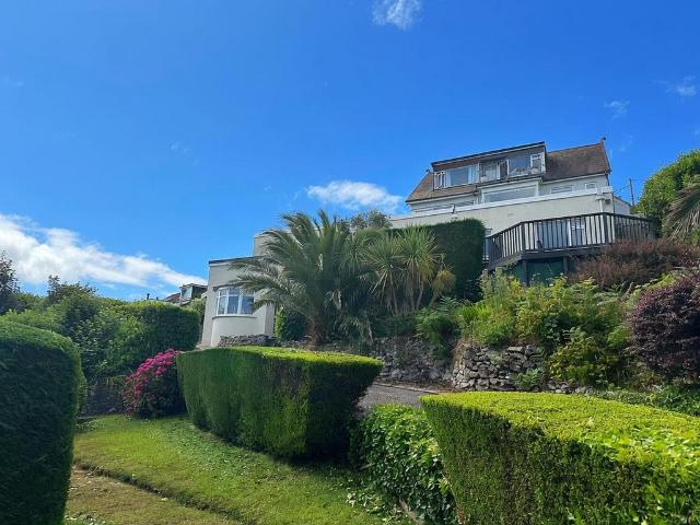 House for sale in Three Beaches, Livermead