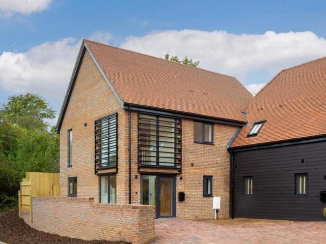 House for sale in Sandown Park, Kent