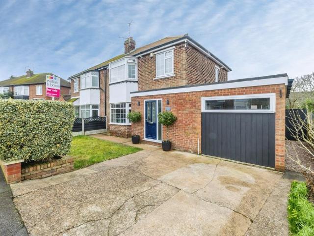 House for sale in Boultham Moor, Brayford