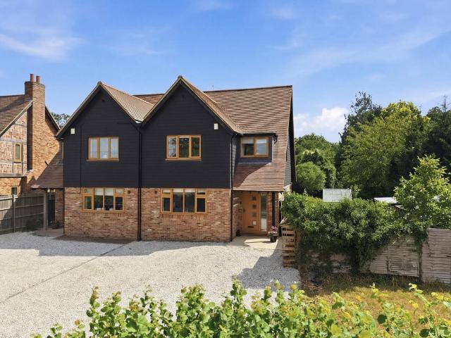 House for sale in Duton Hill, Essex