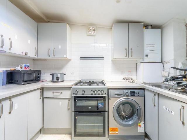 House for sale in Alperton, Greater London