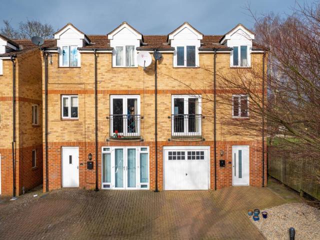 House for sale in Austhorpe, Isle Of Man