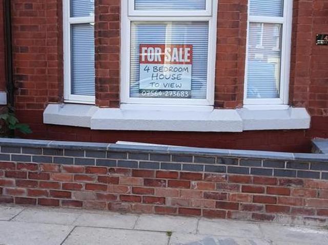 House for sale in Calderstones