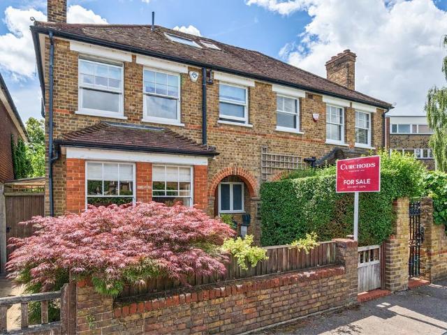 House for sale in Hampton, Greater London