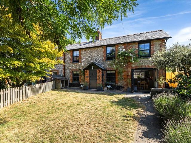 House for sale in Barton Stacey, Hampshire