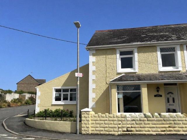 House for sale in Windyhill, Kilgetty