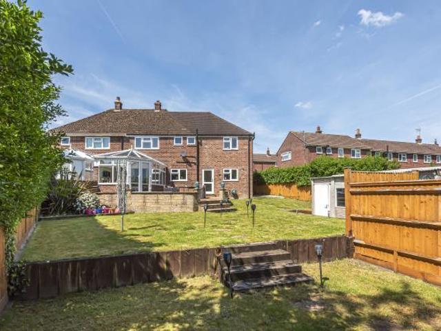 House for sale in Shaw cum Donnington, Shaw