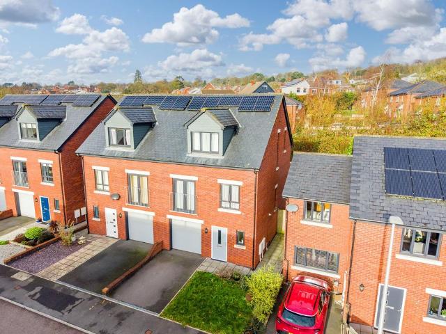 House for sale in Newton St Cyres, Devon