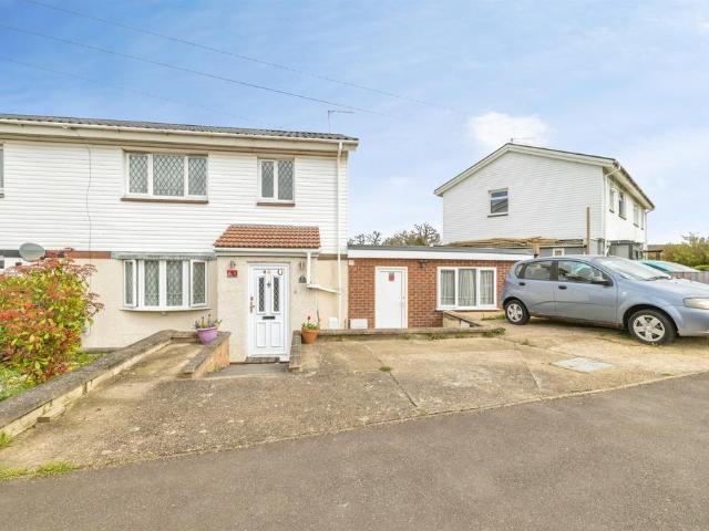 House for sale in Watford Rural, Batchworth