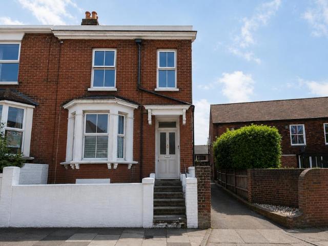 House for sale in St. Mildred's, The Bridge