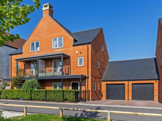 House for sale in Headbourne Worthy, Winchester