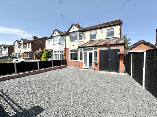 House for sale in Gorse Hill, Trafford Park
