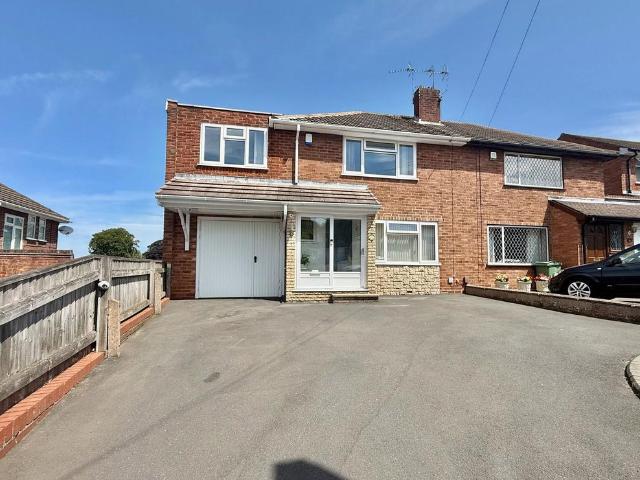 House for sale in Coseley, West Midlands