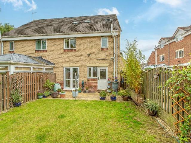 House for sale in Drighlington, Adwalton