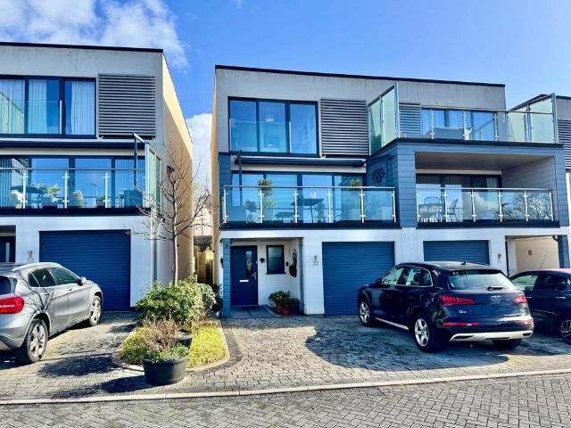 House for sale in Hulham, Budlake