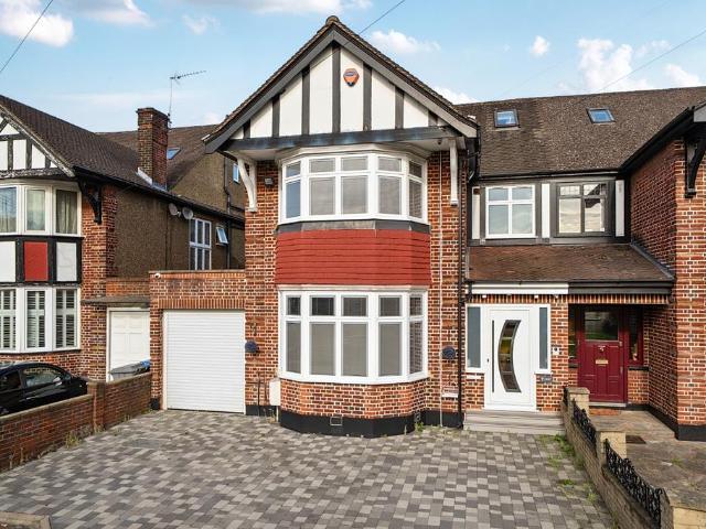 House for sale in Brondesbury, Greater London