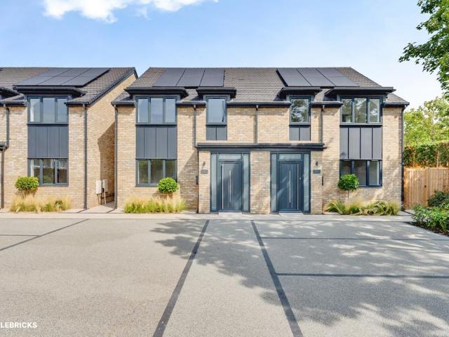 House for sale in New Town, Monks Orchard