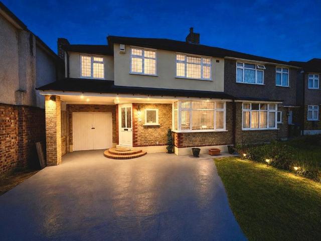 House for sale in Blackfen, Greater London