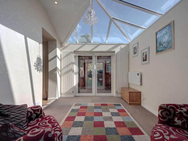House for sale in Watford Heath, Watford