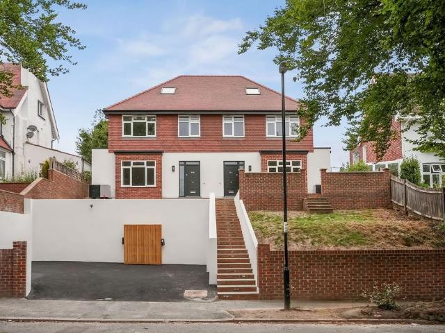 House for sale in London Borough of Croydon, Greater London
