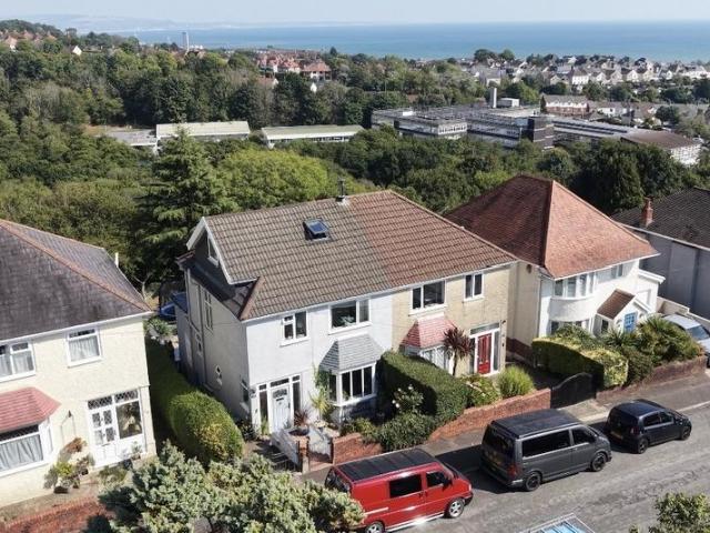 House for sale in Tycoch, Nangreaves