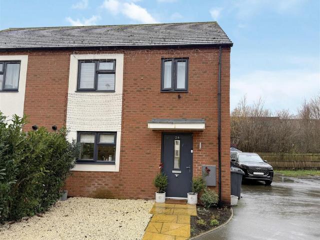House for sale in Meon Vale, Alderminster