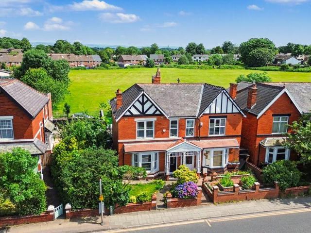 House for sale in Blackford Bridge, Bury