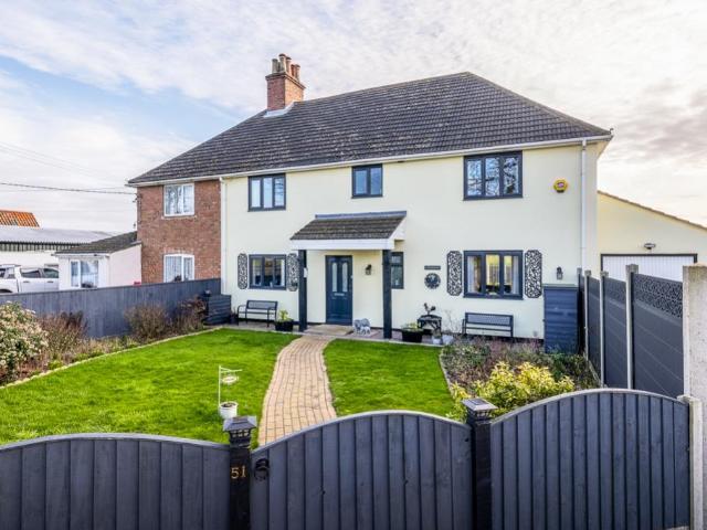 House for sale in Gosberton Clough, Lincolnshire
