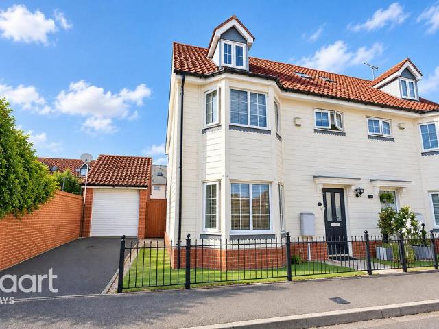 House for sale in Grays, Essex