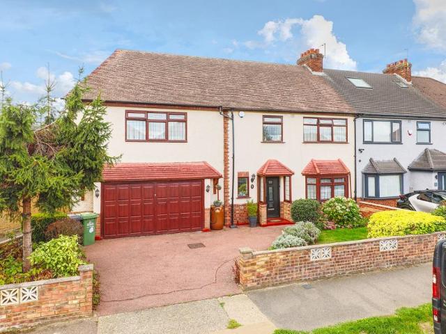 House for sale in Turnford, Broxbourne
