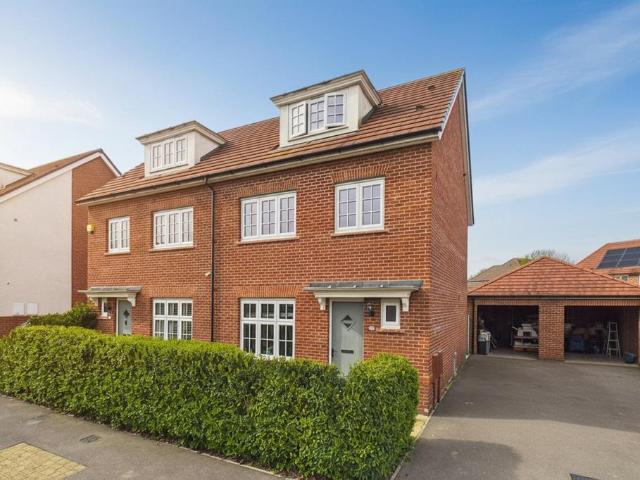 House for sale in Newell Green