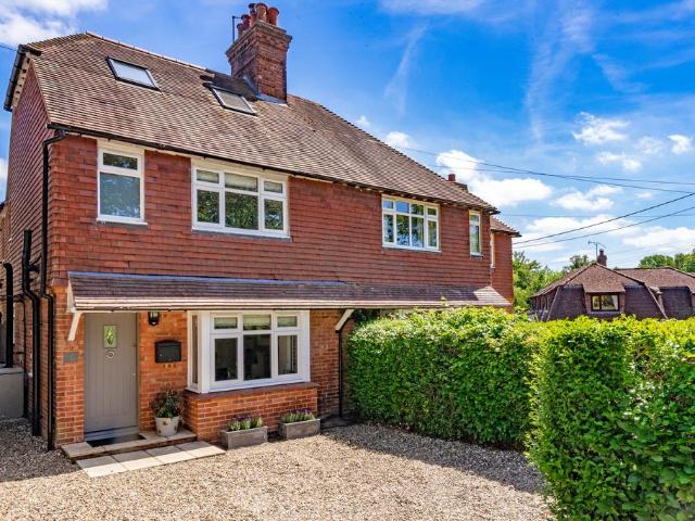 House for sale in Sandown Park, Kent