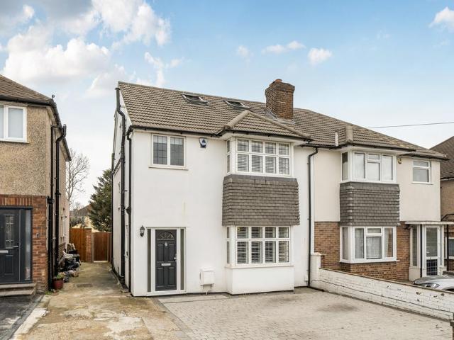 House for sale in Greater London