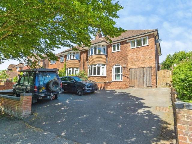 House for sale in Leighton-Linslade, Linslade