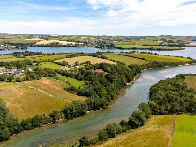 House for sale in Strode, Devon