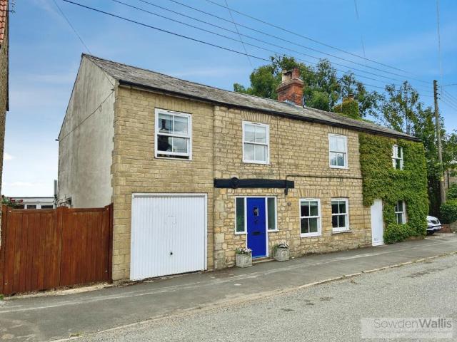 House for sale in Barholm, Lincolnshire