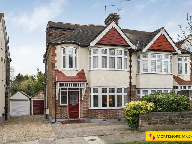 House for sale in Edmonton, Greater London