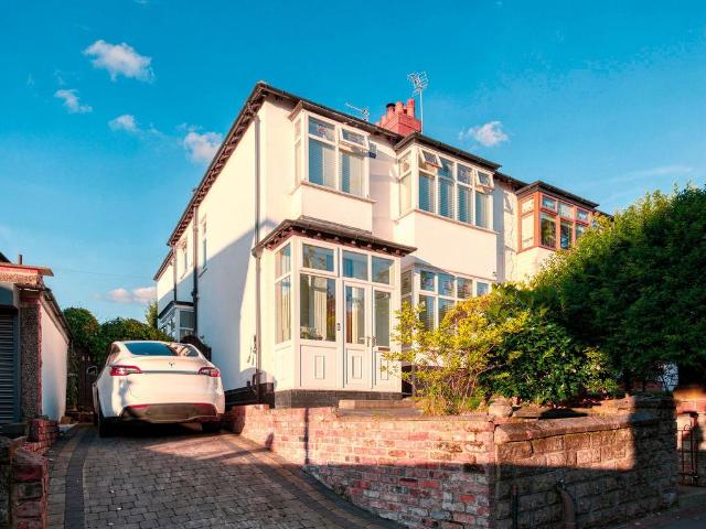 House for sale in Calderstones
