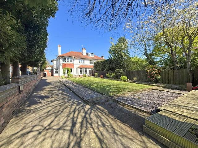 House for sale in Newby and Scalby, North Yorkshire