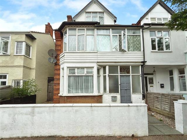 House for sale in Alton Barnes, Essex