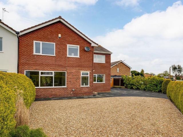 House for sale in Tarvin, Cheshire