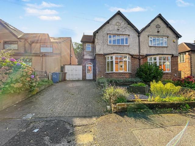 House for sale in Simister, Bury