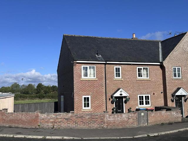House for sale in Kirby Misperton, North Yorkshire
