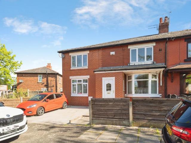 House for sale in Hurst, Greenheys