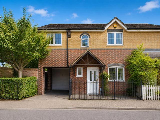 House for sale in Chipping Hill, Essex