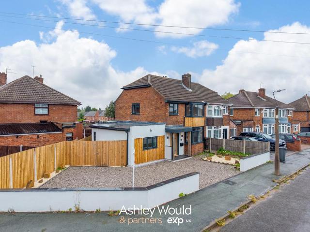 House for sale in Ettingshall Park, West Midlands